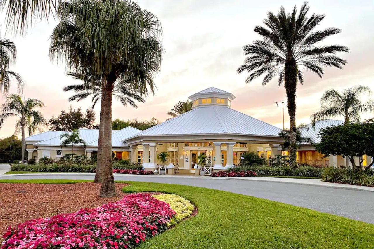 Resort-Style Condo Near Disney World 키시미 외부 사진