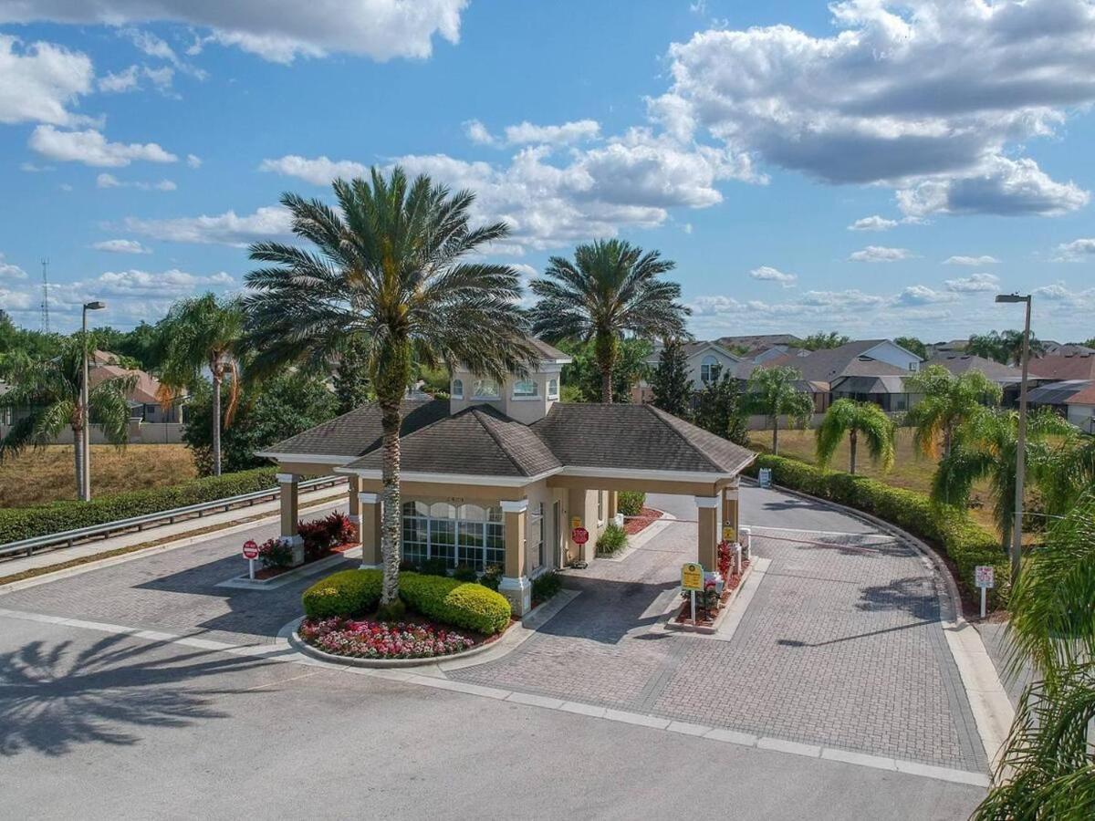 Resort-Style Condo Near Disney World 키시미 외부 사진