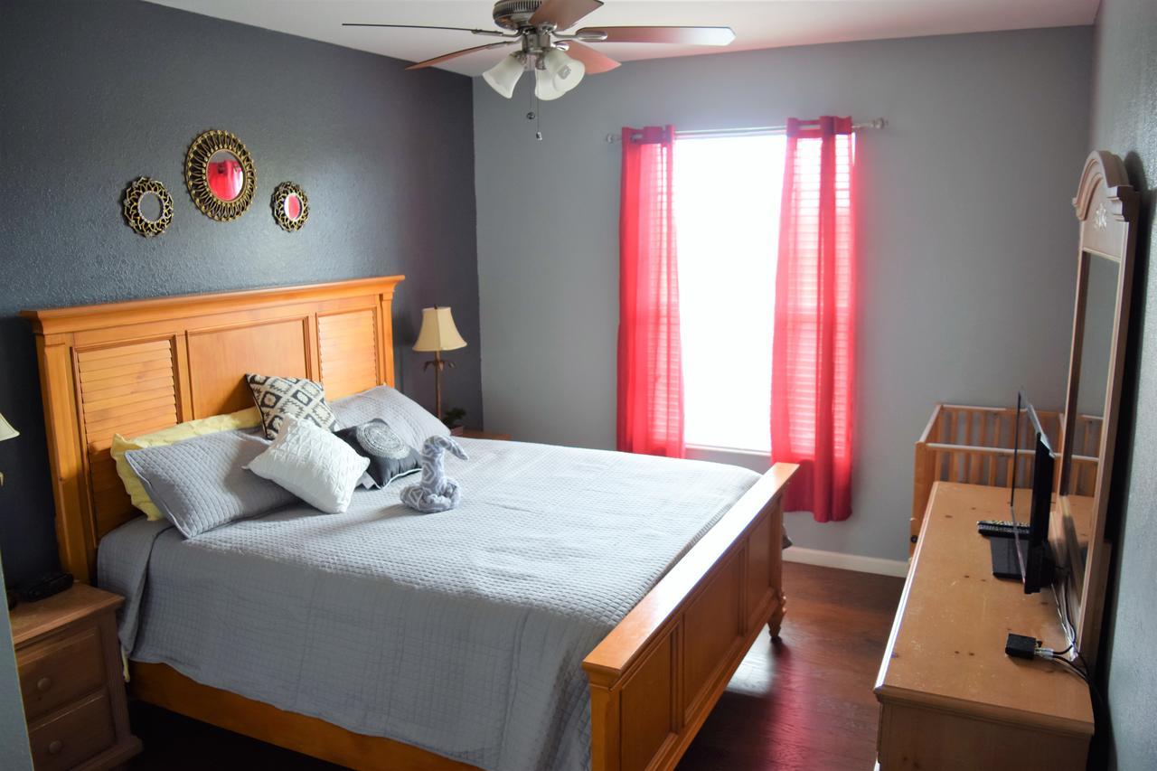Resort-Style Condo Near Disney World 키시미 외부 사진